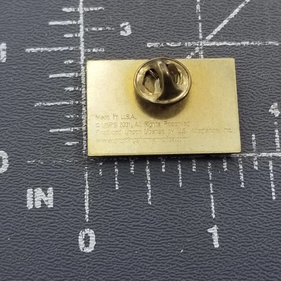 2002 Kansas Greetings From America USPS USA 34C Postage Stamp Pin Souvenir - Picture 3 of 4